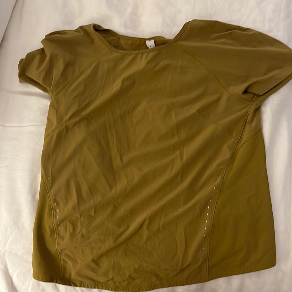 Lululemon mustard yellow top